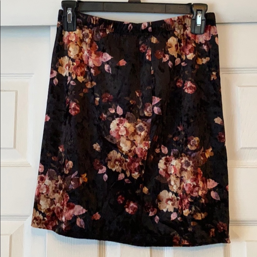 LA hearts velour floral skirt